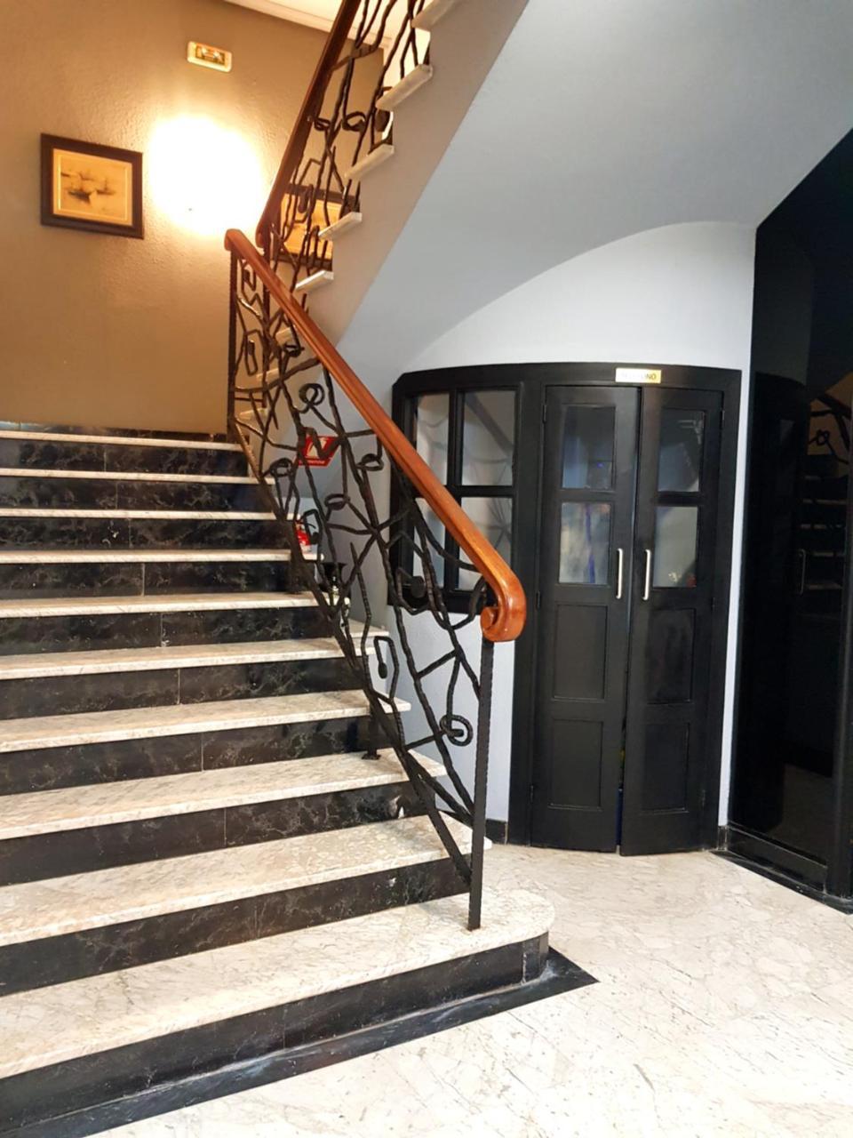 Hotel City House Las Lomas Oviedo Exterior photo